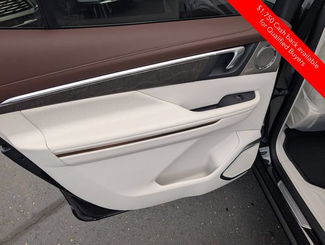 New 2026 Buick Enclave Avenir w/ Super Cruise Package AWD/4WD image 10