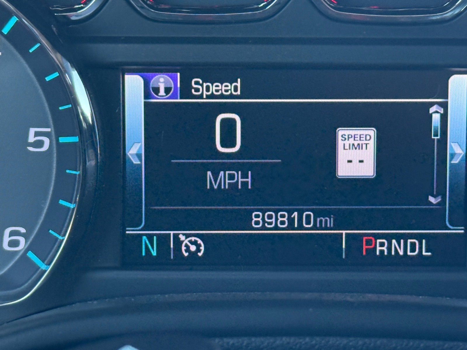 Used 2018 GMC Yukon SLT w/ Open Road Package image 28