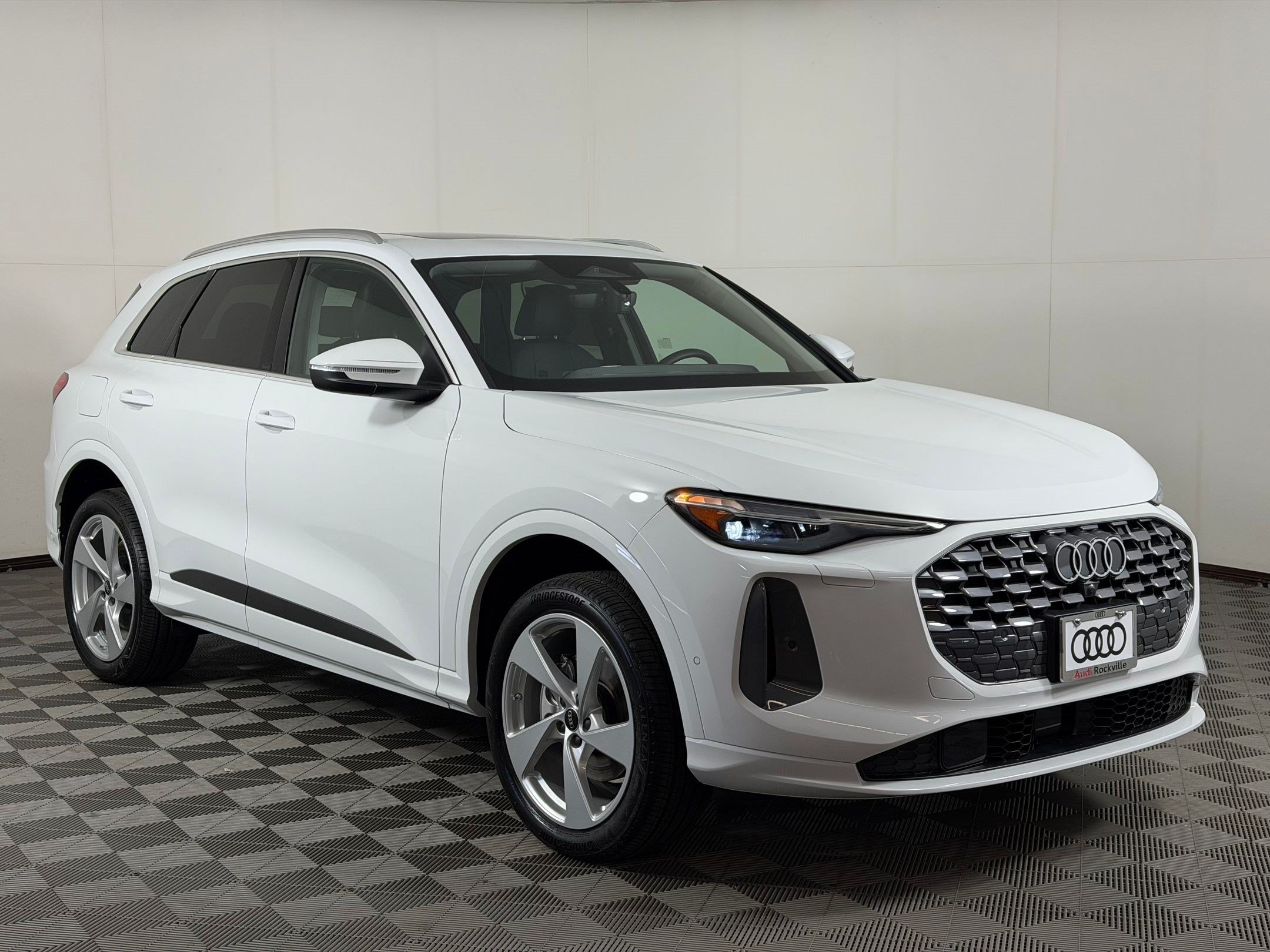 New 2026 Audi Q5 Premium AWD/4WD image 7