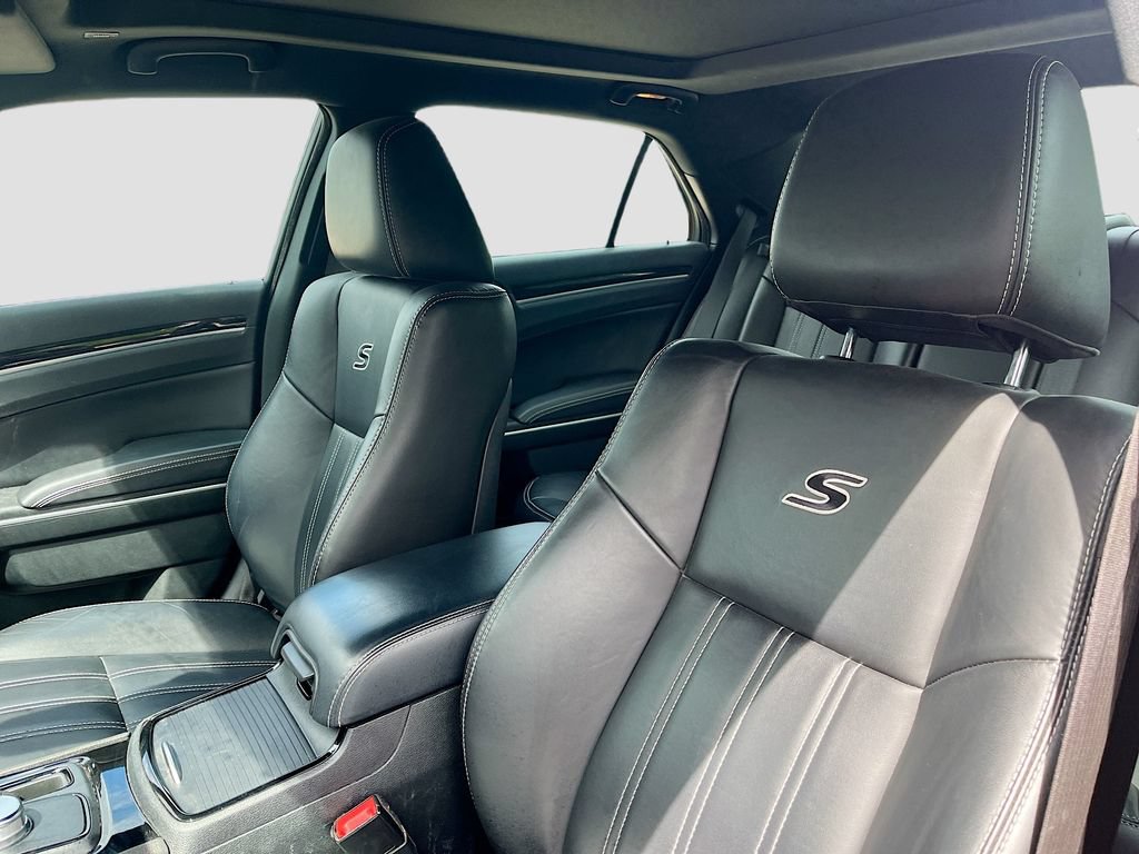 Used 2023 Chrysler 300 S RWD image 22