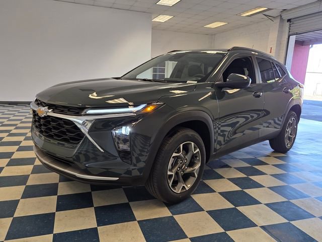 New 2026 Chevrolet Trax LT w/ Driver Confidence Package image 3