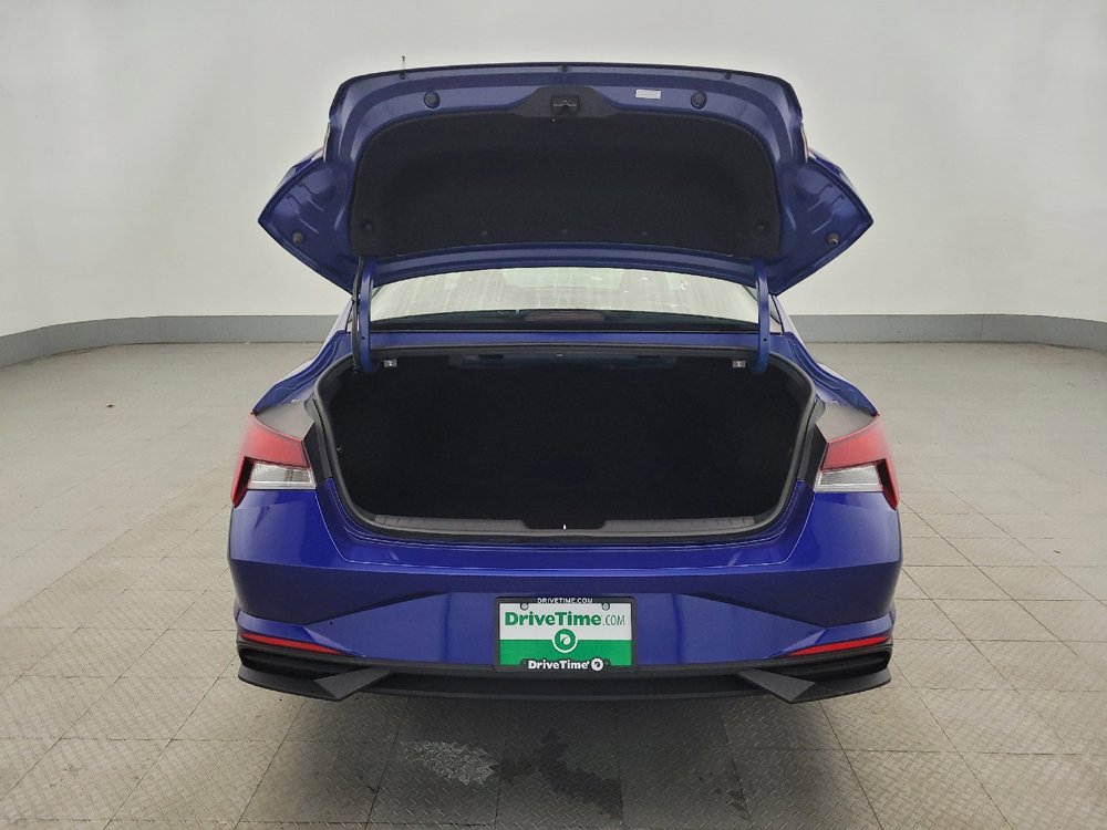 Used 2023 Hyundai Elantra SEL w/ Cargo Package image 29