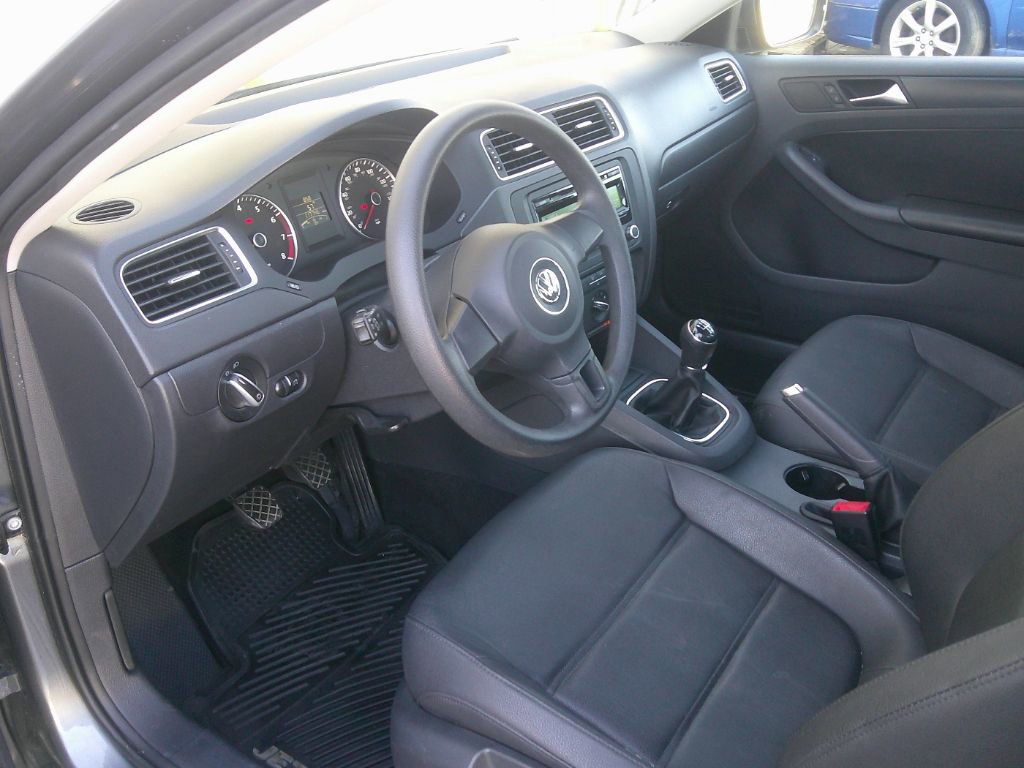 Used 2012 Volkswagen Jetta SE image 9