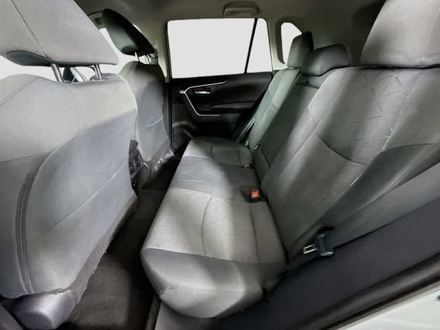 Certified 2021 Toyota RAV4 XLE FWD image 22