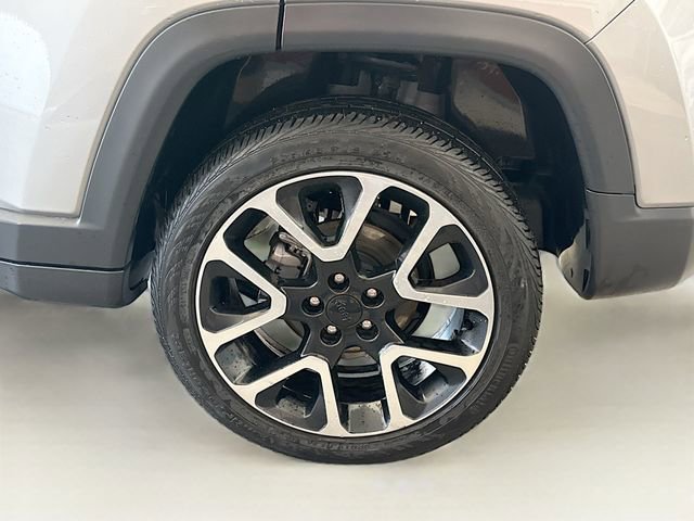 Used 2018 Jeep Compass Limited w/ Navigation Group image 32