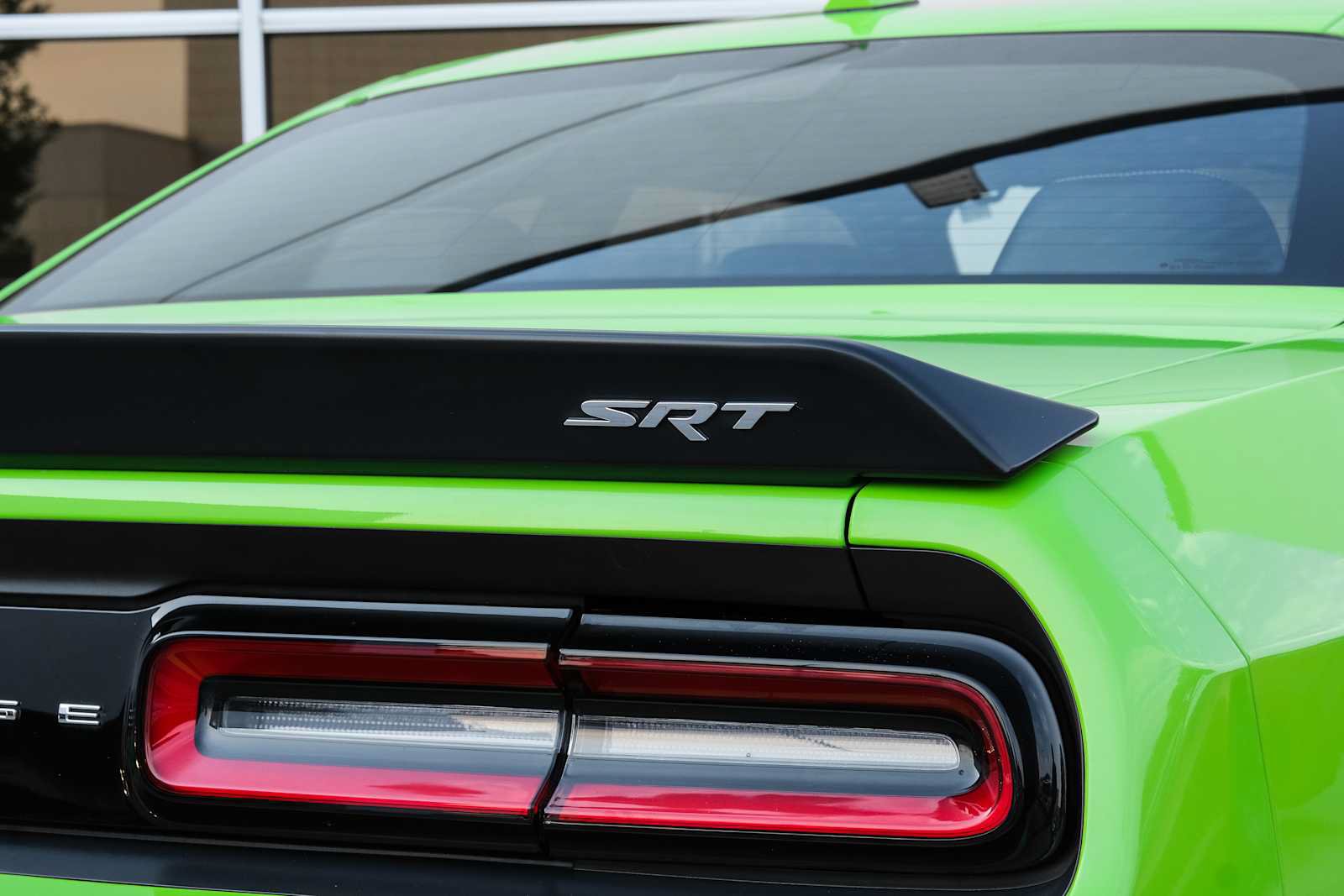 Used 2015 Dodge Challenger SRT Hellcat RWD image 15
