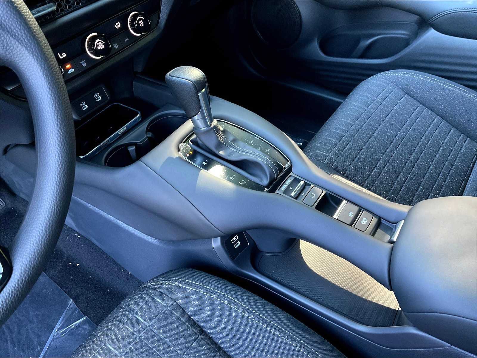 New 2026 Honda HR-V LX image 14
