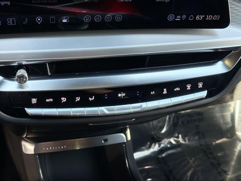 New 2026 Cadillac Lyriq V w/ Exterior Carbon Fiber Package AWD/4WD image 12