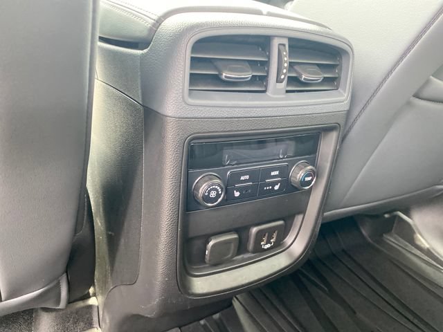 Used 2020 Buick Envision Essence FWD image 19