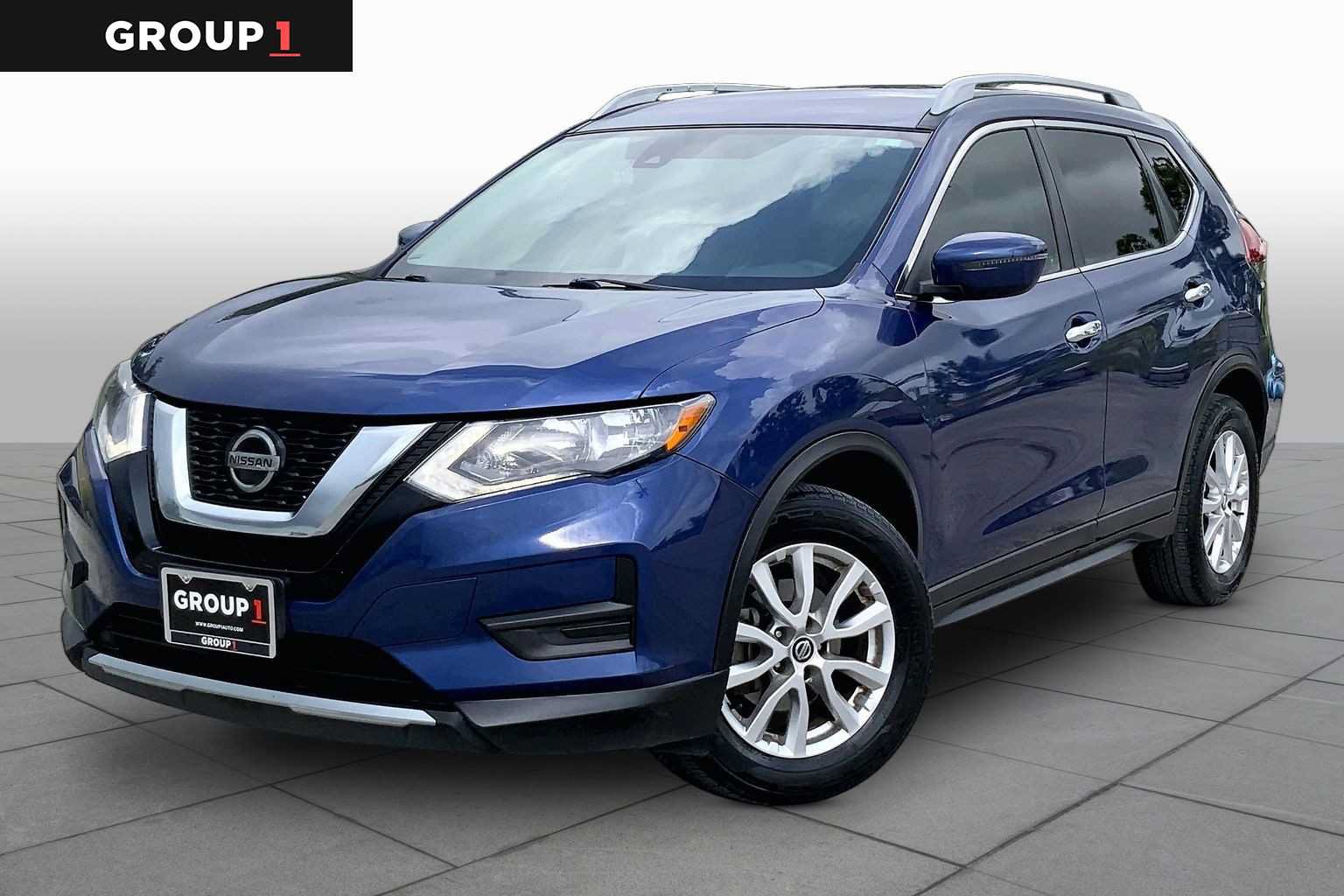 Used 2020 Nissan Rogue SV FWD image 1