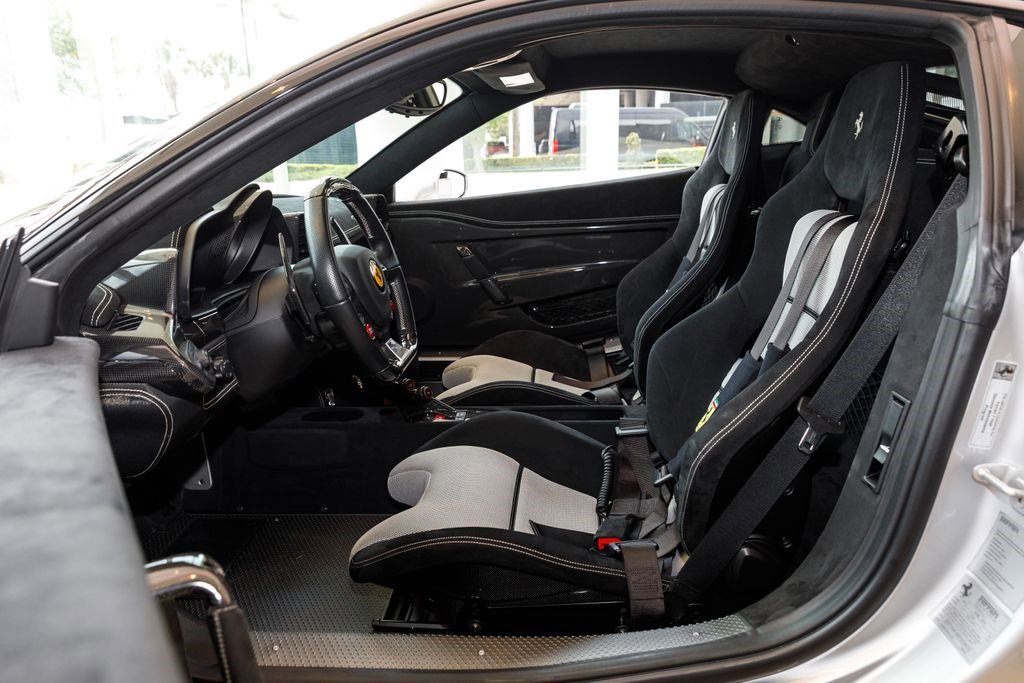 Used 2015 Ferrari 458 Speciale Coupe image 36
