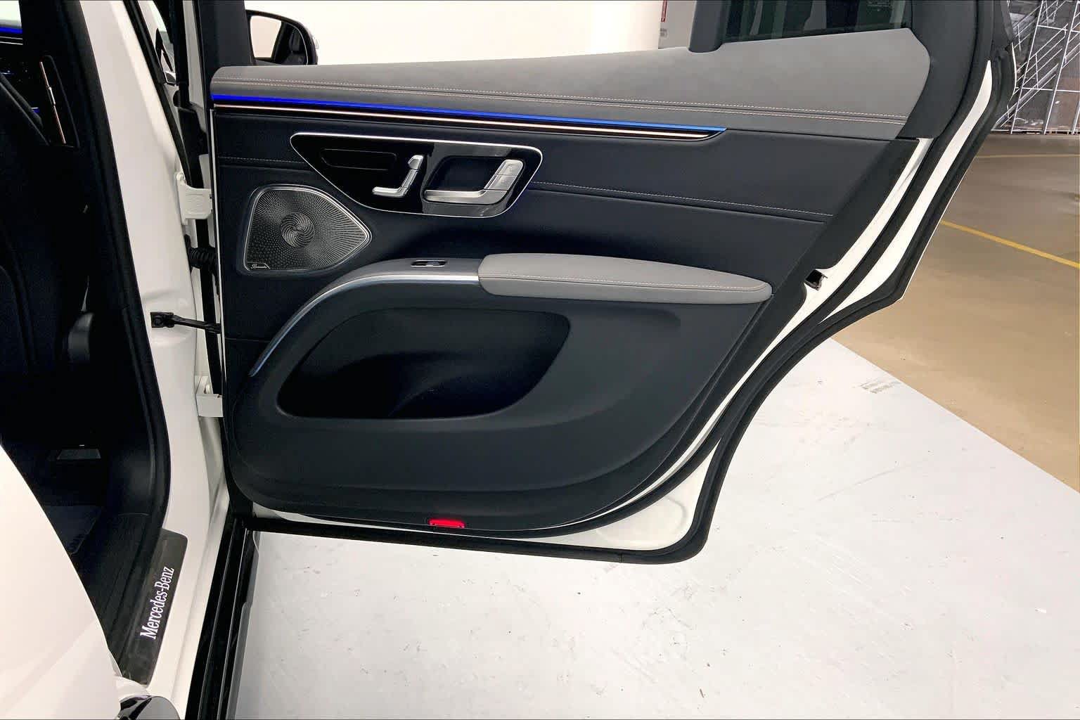 Certified 2023 Mercedes-Benz EQS 580 4MATIC SUV image 13