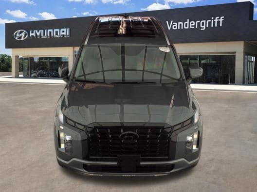Used 2024 Hyundai Palisade SEL w/ Premium Package FWD image 2