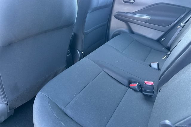 Certified 2025 Nissan Kicks Play S FWD image 7
