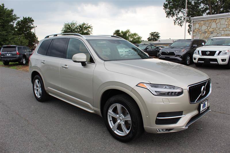 Used 2017 Volvo XC90 T5 Momentum AWD/4WD image 9