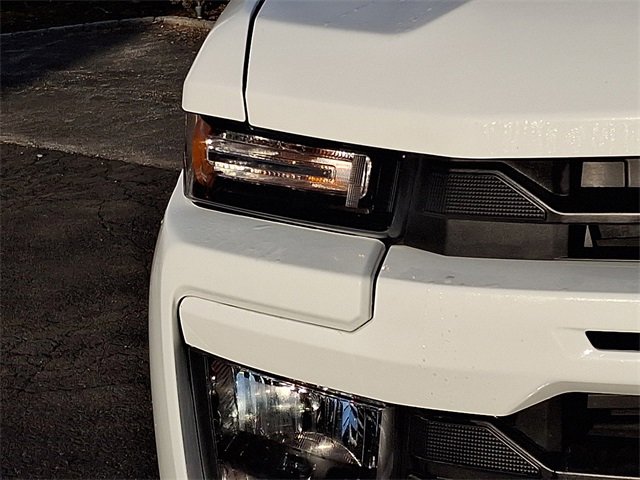Used 2025 Chevrolet Silverado 2500 Custom w/ Z71 Off-Road Package image 9
