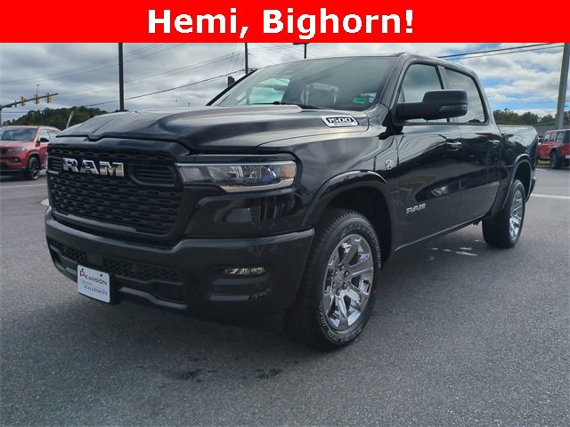 New 2026 RAM 1500 4x4 Crew Cab image 8