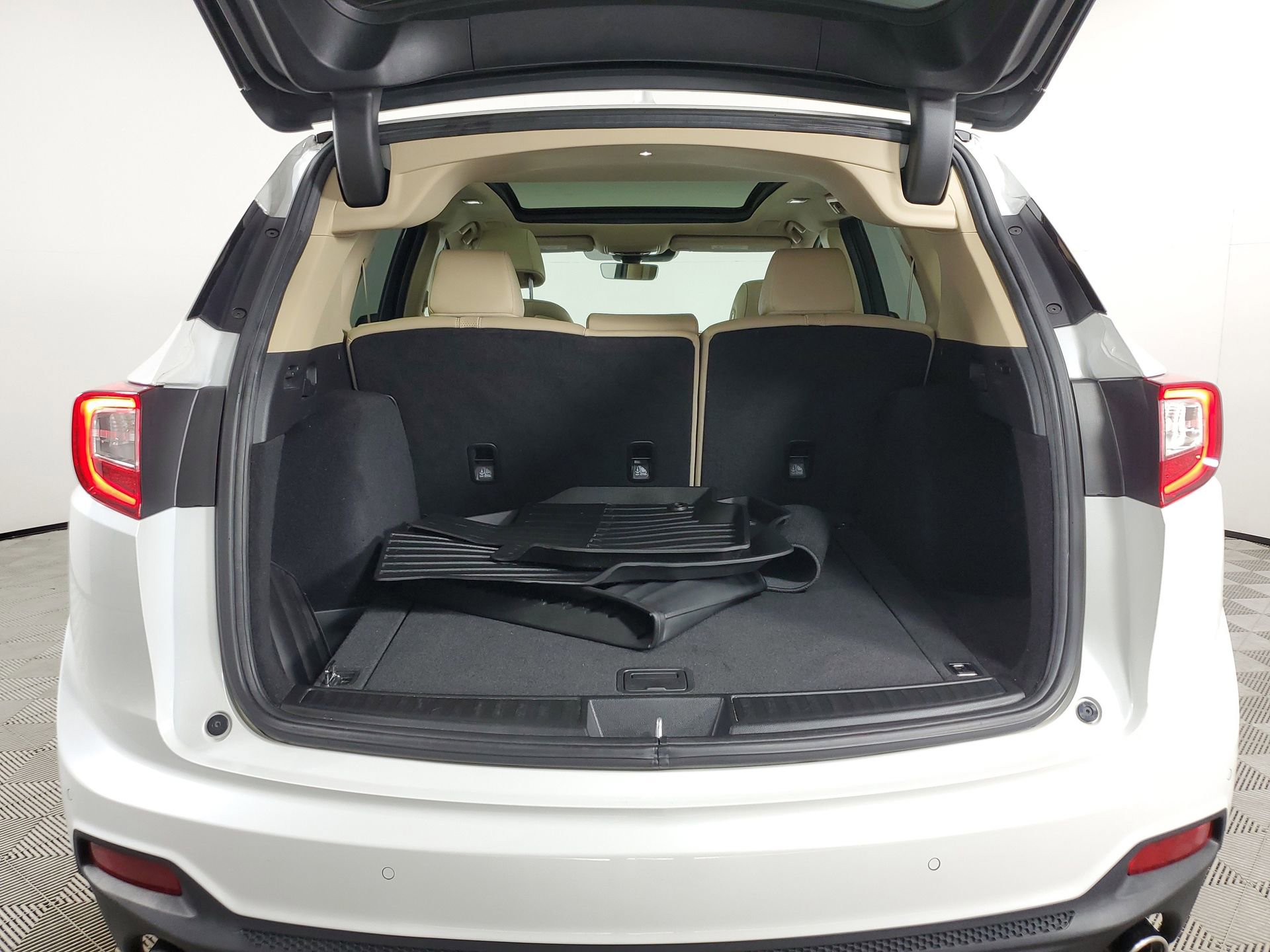 Used 2021 Acura RDX w/ Technology Package image 21