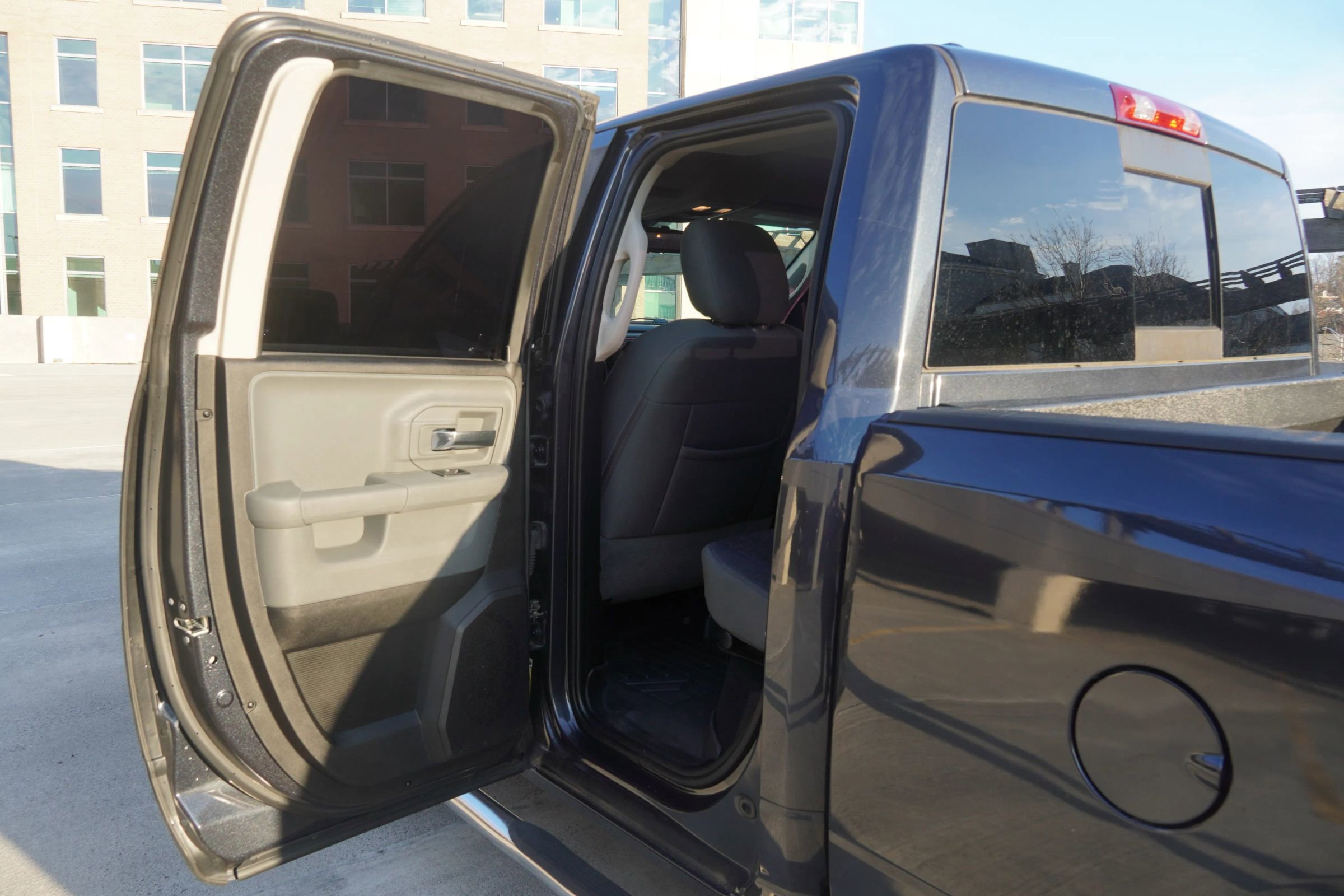 Used 2016 RAM 1500 Big Horn AWD/4WD image 30