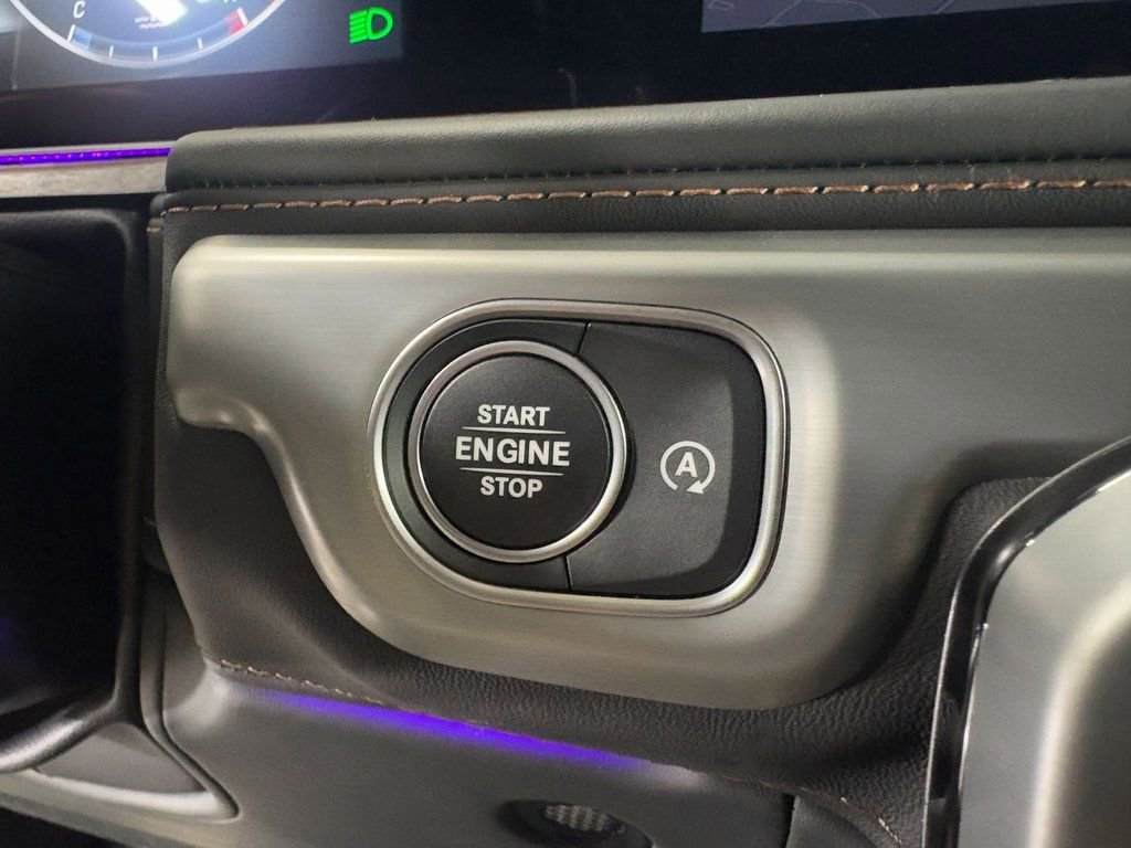 Used 2022 Mercedes-Benz G 550 image 17