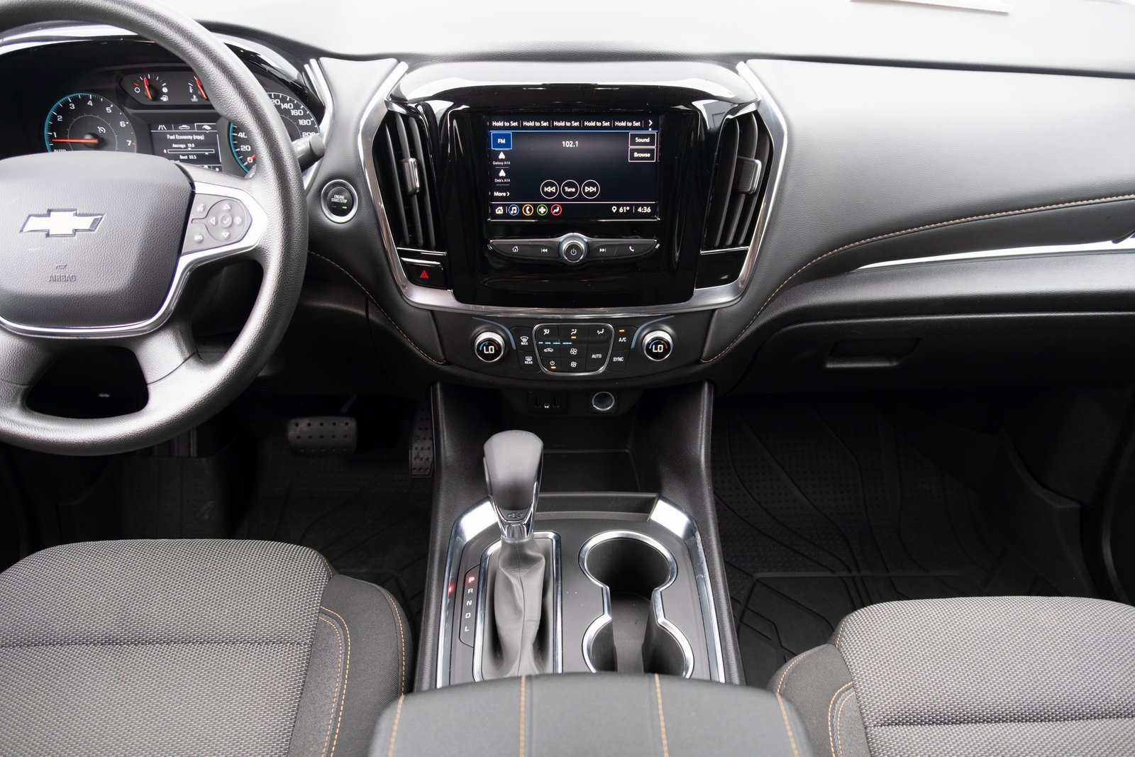 Used 2021 Chevrolet Traverse LS image 17