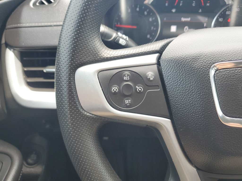 Used 2024 GMC Terrain SLE w/ Driver Convenience Package FWD image 20