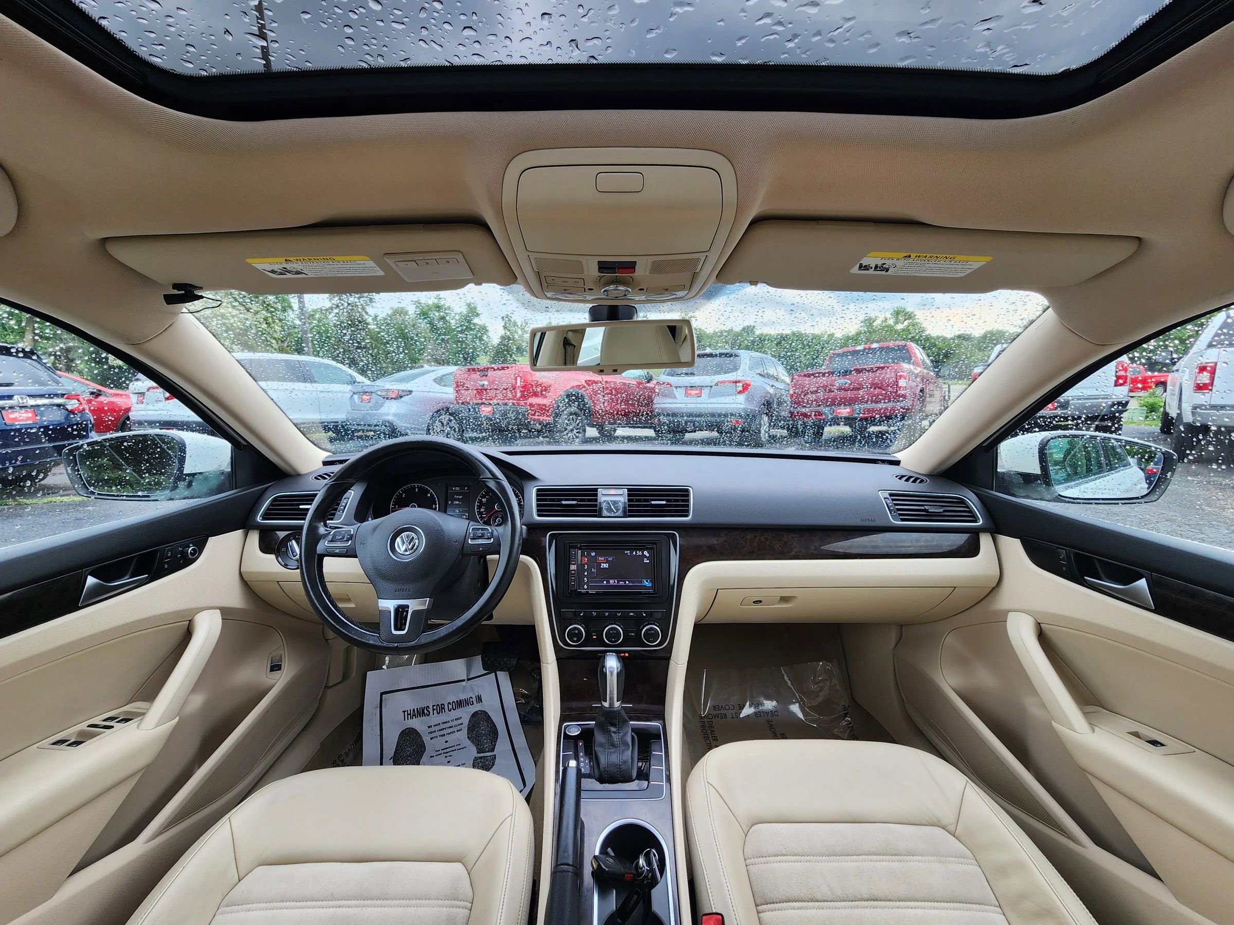 Used 2014 Volkswagen Passat TDI SEL Premium FWD image 9