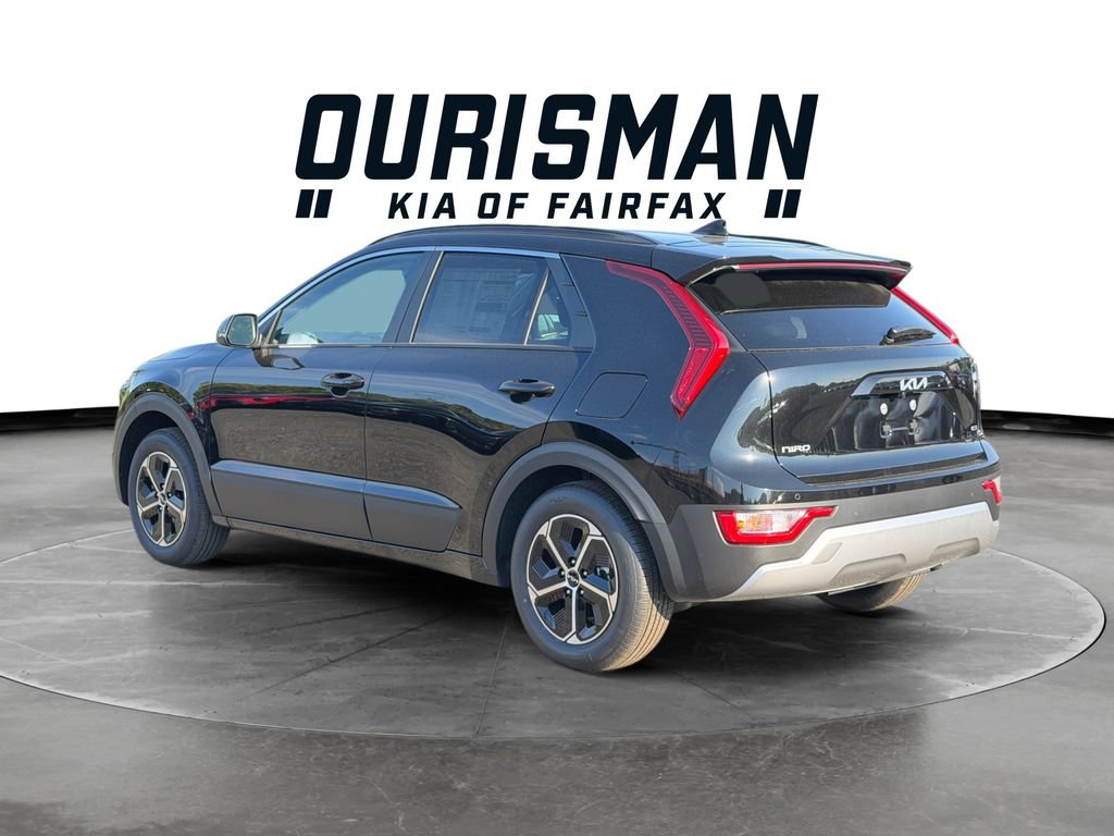 New 2026 Kia Niro EX FWD image 3