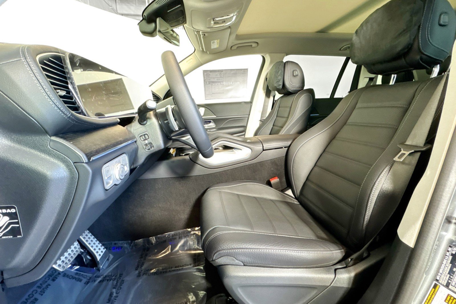 New 2026 Mercedes-Benz GLS 450 4MATIC image 18