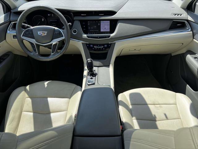 Used 2020 Cadillac XT5 Premium Luxury image 17