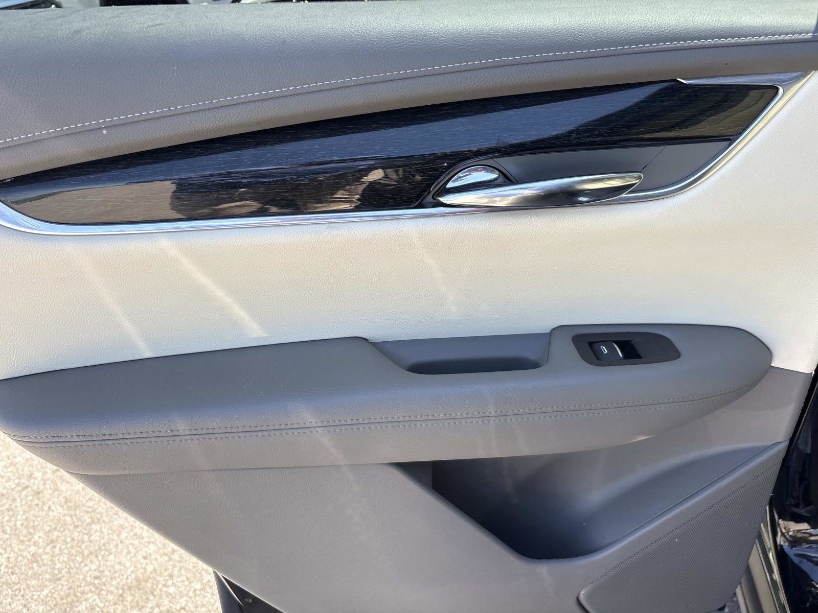 Used 2021 Cadillac XT6 Premium Luxury image 32