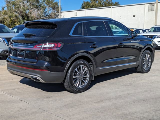 Used 2022 Lincoln Nautilus FWD w/ Premium Package image 6