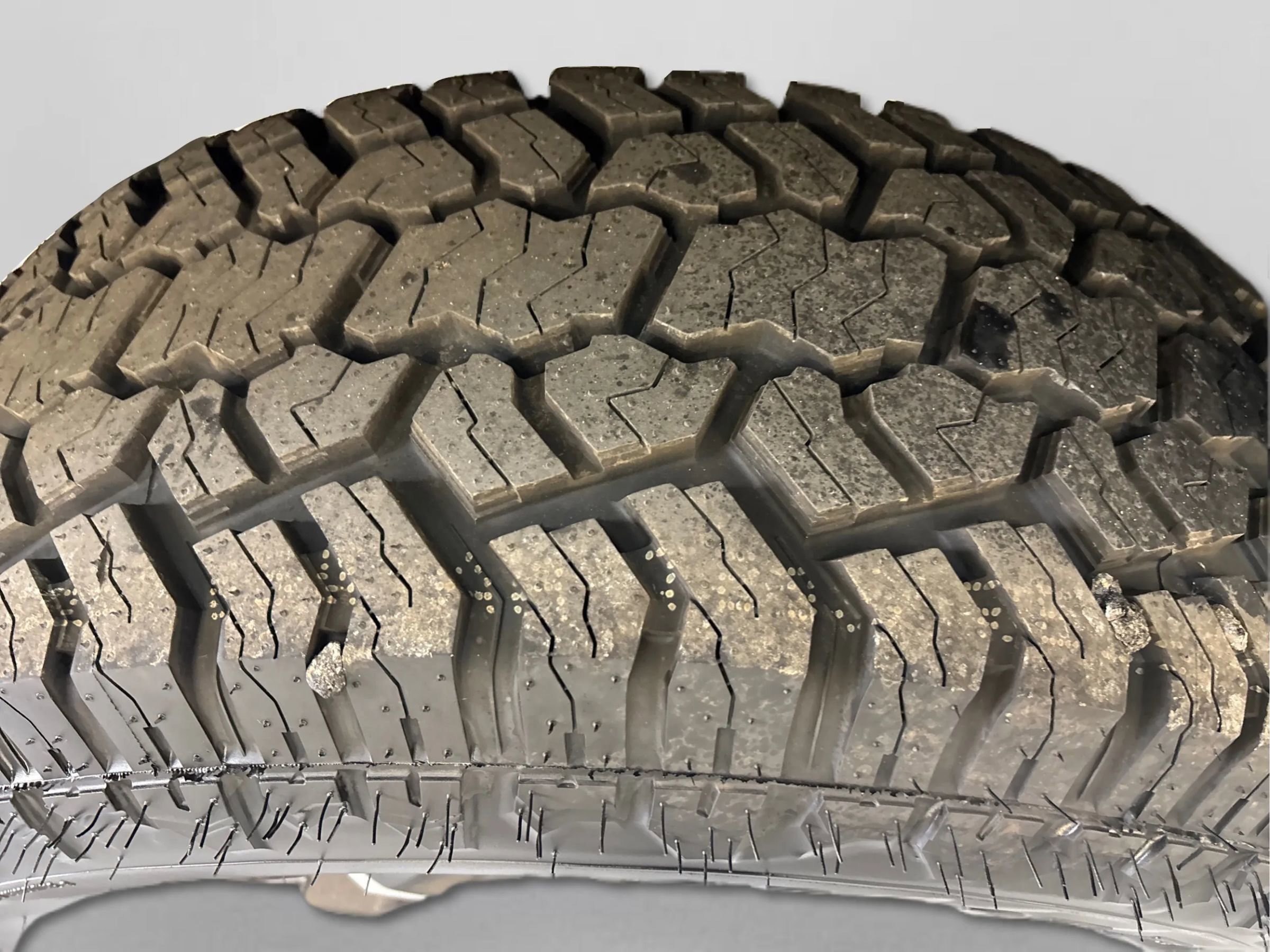 Used 2018 Chevrolet Colorado ZR2 image 32