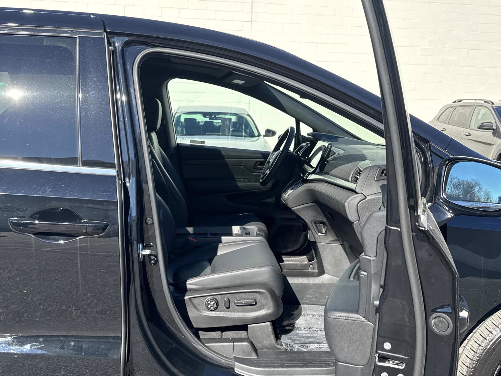 Certified 2024 Honda Odyssey Sport image 14