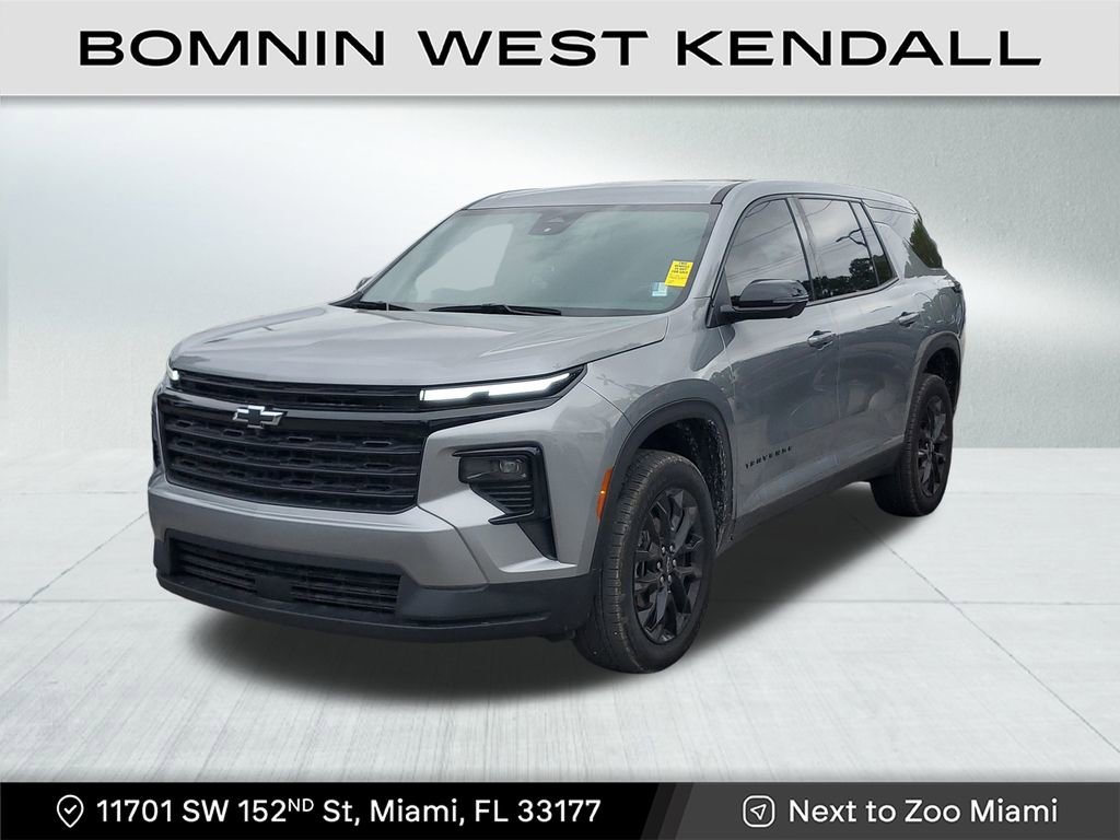 Used 2024 Chevrolet Traverse LS w/ Midnight/Sport Edition image 3