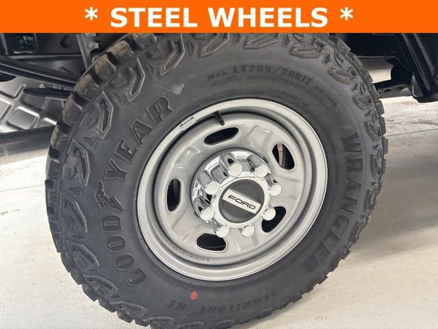 New 2026 Ford F250 XL w/ XL Off-Road Package image 30
