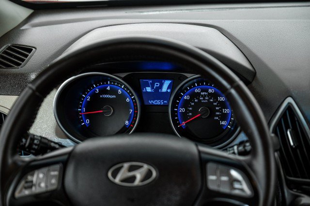 Used 2015 Hyundai Tucson SE AWD/4WD image 16