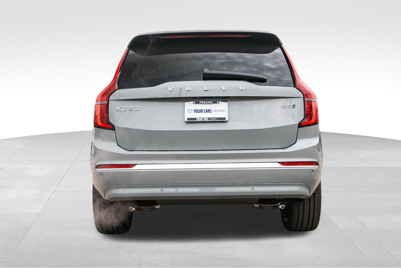 New 2026 Volvo XC90 B5 Plus w/ Protection Package image 6