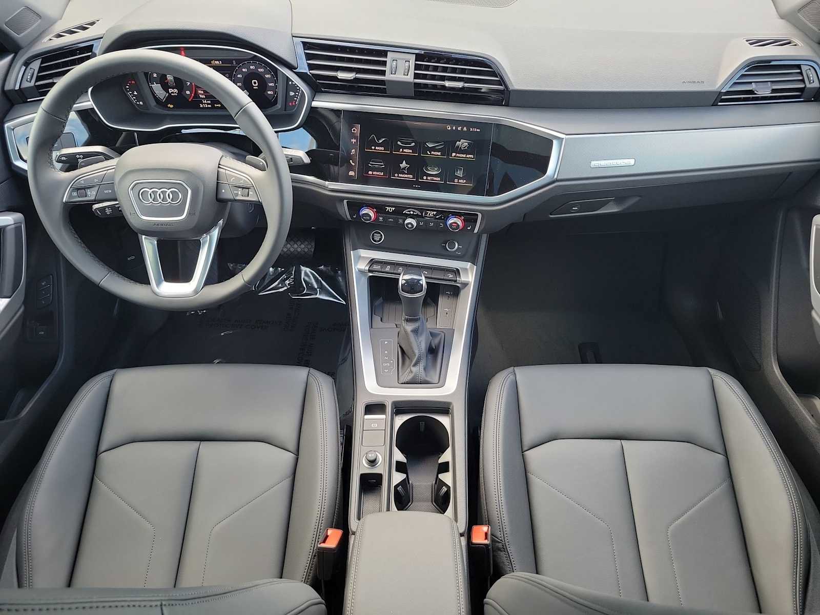 New 2025 Audi Q3 2.0T Premium image 14