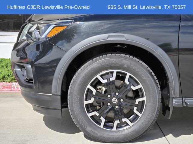 Used 2019 Nissan Pathfinder SL image 8