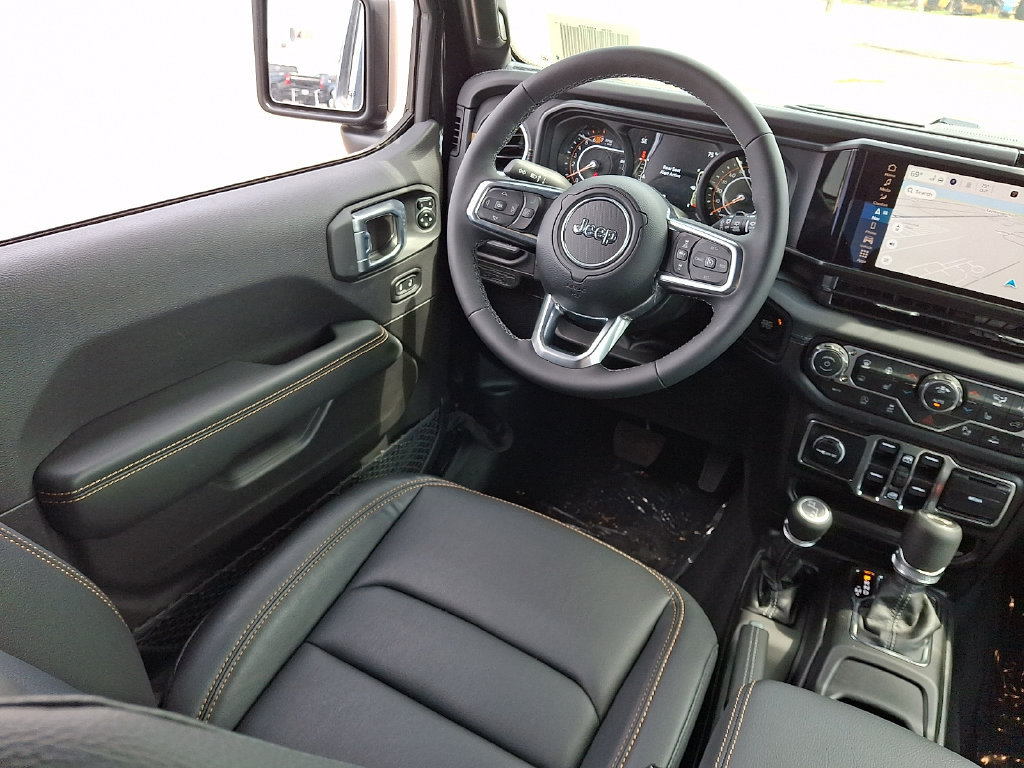 New 2026 Jeep Wrangler Unlimited Sahara AWD/4WD image 10