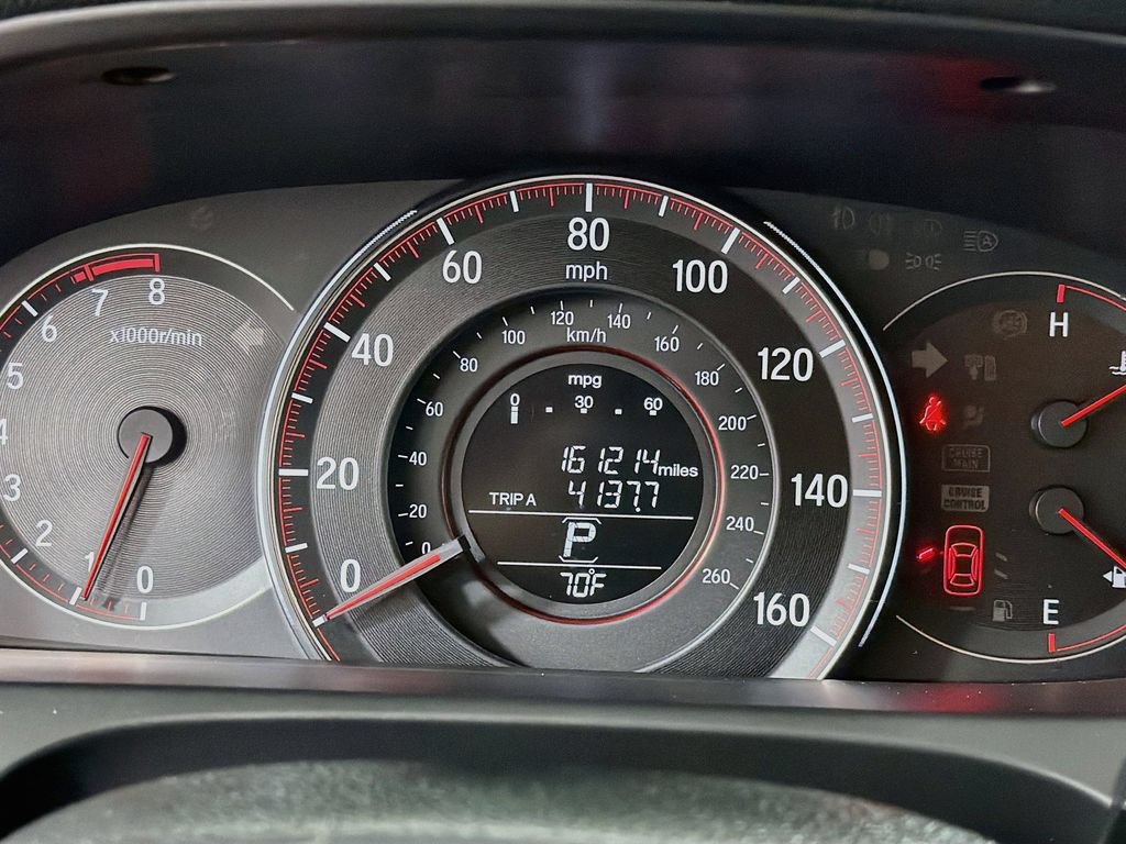 Used 2016 Honda Accord Sport image 14