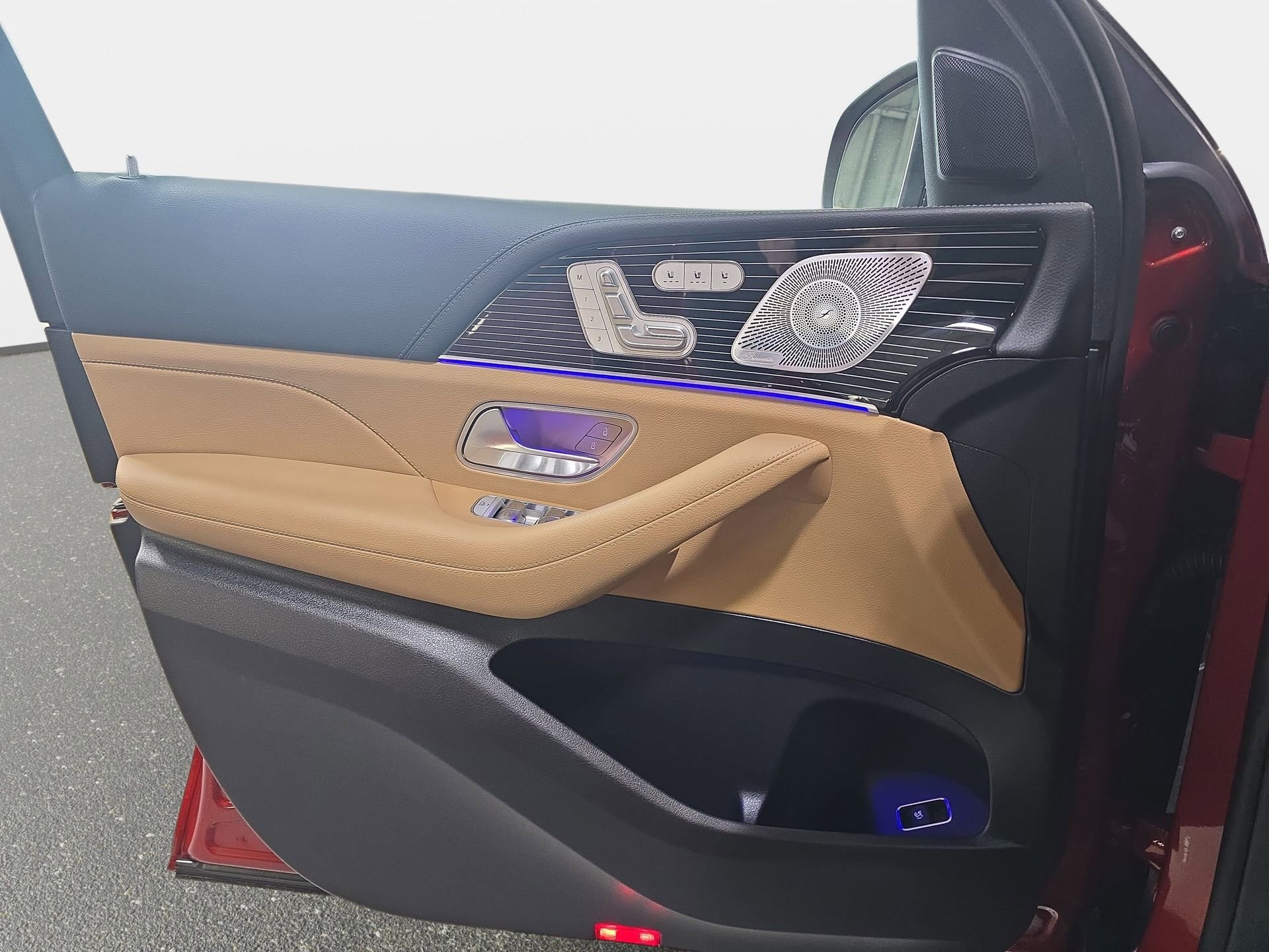 Certified 2025 Mercedes-Benz GLS 580 4MATIC image 26