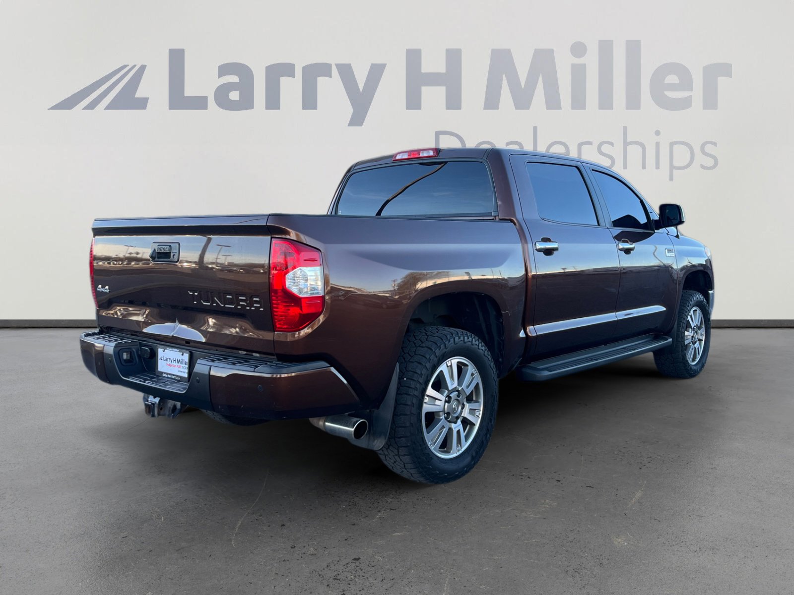 Used 2016 Toyota Tundra 1794 Edition image 5