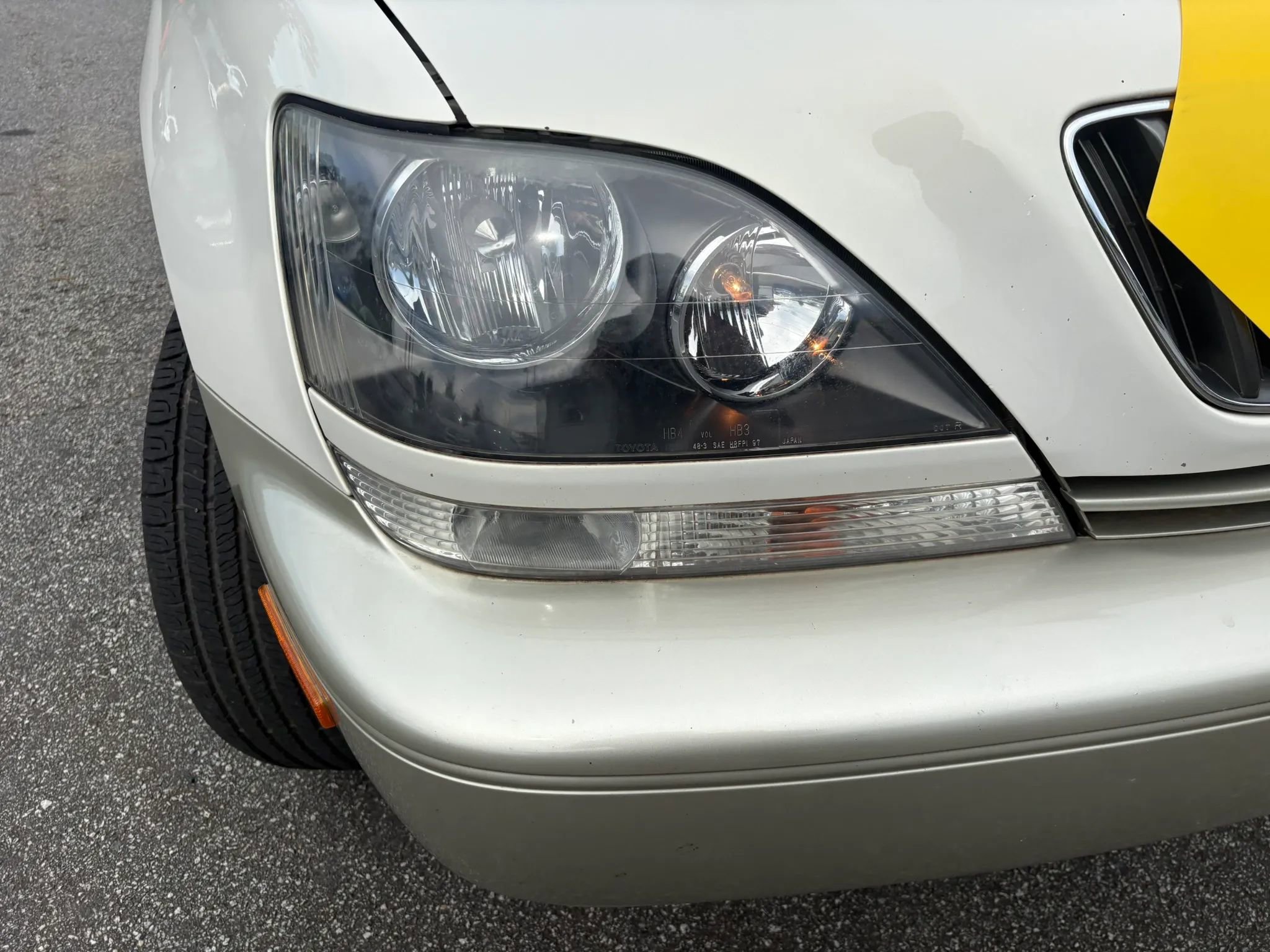 Used 2000 Lexus RX 300 FWD image 10