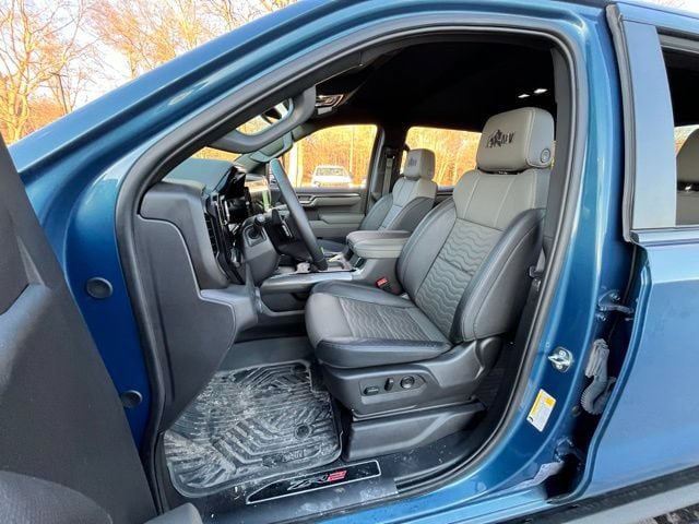 Used 2024 Chevrolet Silverado 1500 ZR2 w/ ZR2 Bison Edition AWD/4WD image 19