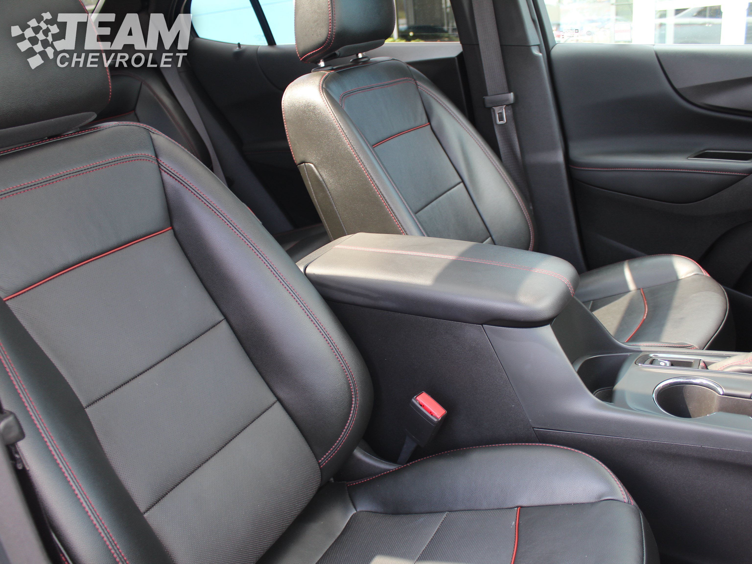 Used 2024 Chevrolet Equinox RS w/ RS Leather Package AWD/4WD image 28