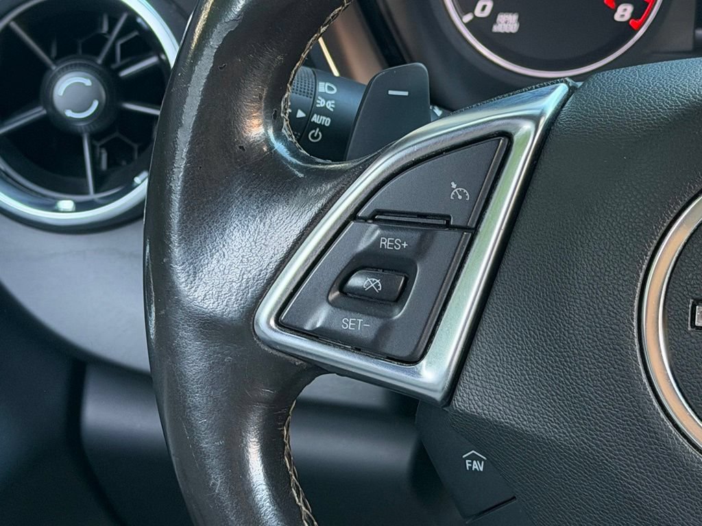 Used 2018 Chevrolet Camaro LT RWD image 40