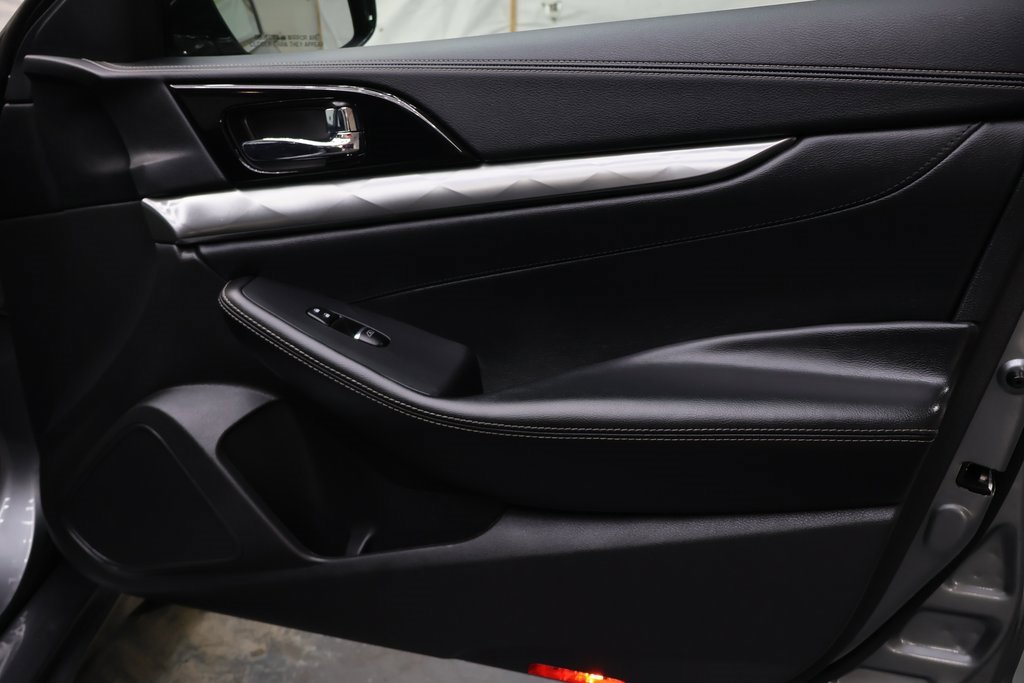 Used 2023 Nissan Maxima SV w/ Floor Mat Group image 12