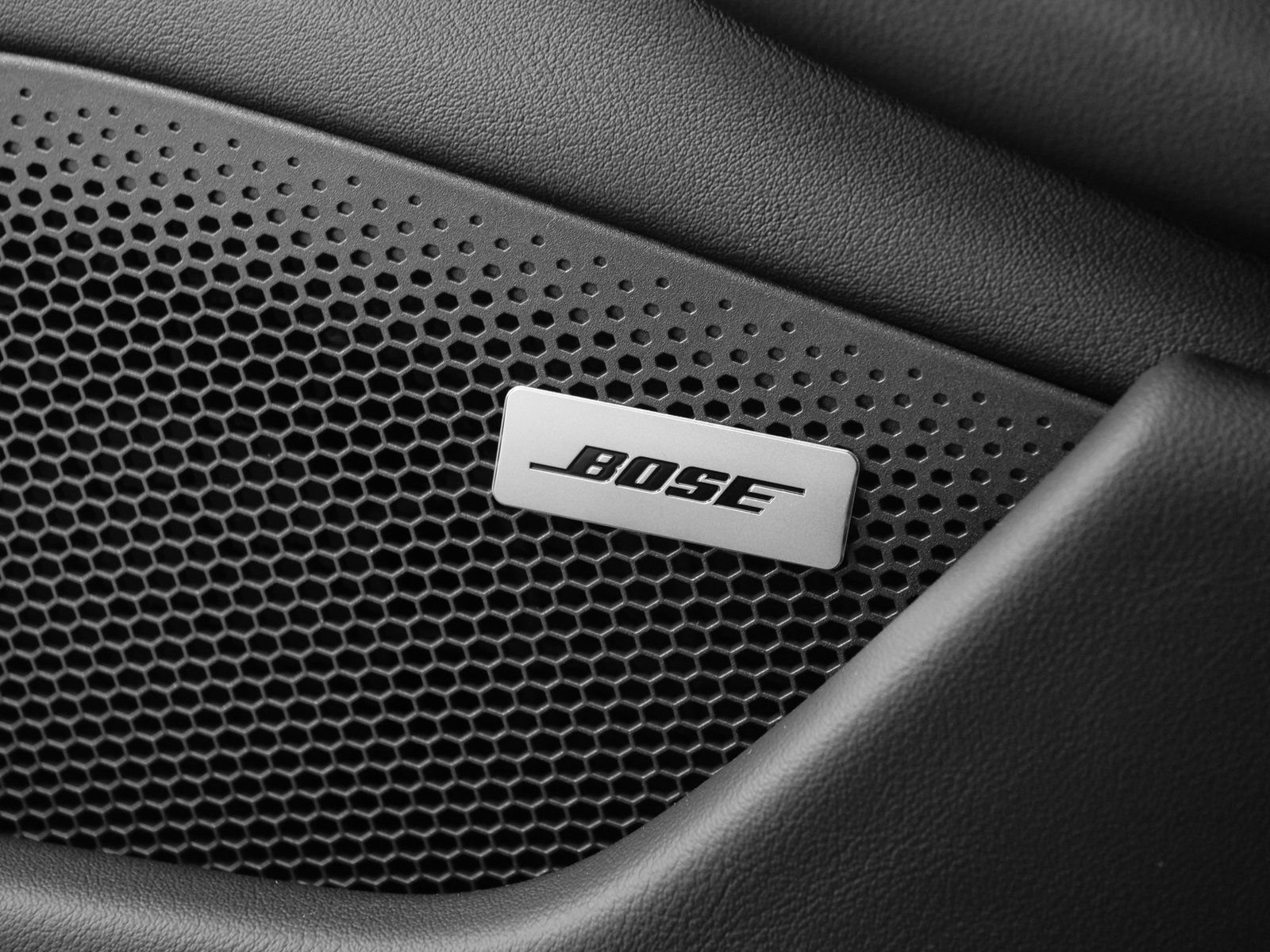 New 2025 Porsche Taycan image 41